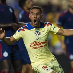 ¡Otra baja para el América! Sebastián Cáceres hospitalizado tras lesión en el partido contra Puebla