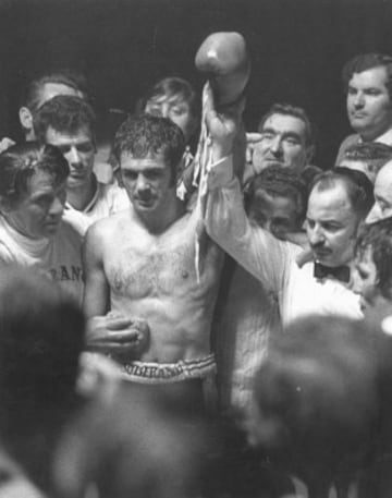El 21 de mayo de 1971 en Madrid, Pedro Carrasco gan¨® el campeonato europeo de Superligero tras vencer por puntos en 15 asaltos al franc¨¦s Rene Roque (que perdi¨® el t¨ªtulo).