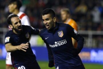 Celebración del primer gol atlético de Ángel Correa.