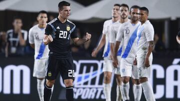 El bético Lo Celso celebra uno de los goles anotados por Argentina en el amistoso ante Guatemala.