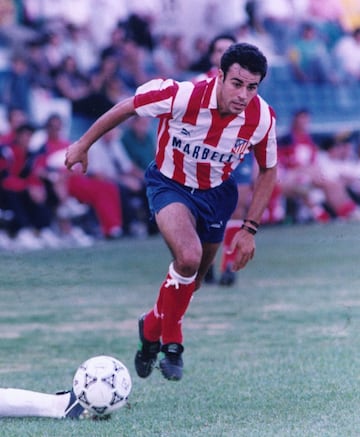 En 1993 firmó por el Atlético de Madrid. En el conjunto rojiblanco no gozó de los minutos esperados y se marchó al Real Valladolid al comienzo de la temporada siguiente.