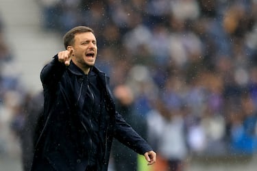 La denuncia de Cruz Azul tras revelarse datos confidenciales sobre la cláusula de Martín Anselmi con el Porto 