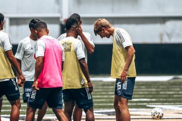 Millonarios entrenó en el Nicholson Fieldhouse de la UCF antes de enfrentar al Everton en Orlando por la Florida Cup.