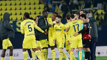 Los jugadores del Villarreal celebran una victoria.