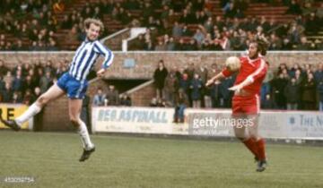 Botham also made 11 appearances for Scunthorpe United in 1980. He played as a central defender.