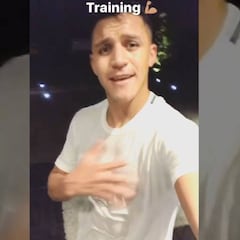 Alexis Sánchez mostró su intenso trabajo físico en casa