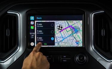 Waze llega a Apple CarPlay