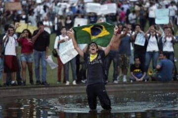 Protestas en plena Copa Confederaciones