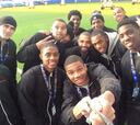 Los Bucks asaltan Stamford Bridge para este selfie
