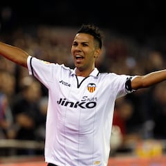 Con Jonathan Viera se hace caja