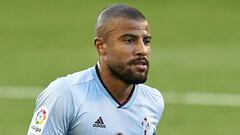 Paris Saint-Germain sign Rafinha from Barcelona