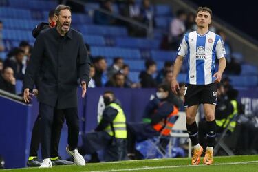 El Espanyol sufre sus penas en familia