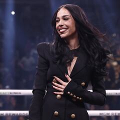 ¿Quién cantó el himno nacional en la pelea del Canelo vs Charlo?