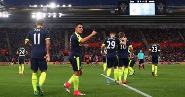Alexis y su genialidad ilusionan al Arsenal con la Champions