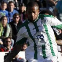 Bebé llega cedido al Rayo