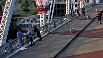 Rock legend Bon Jovi saves woman from suicide leap off bridge