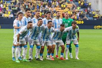 Gabilondo, Nelson, Dioni, Izan, Pastor y Herrero. Abajo Víctor, Manu, Sangalli, Larrubia y Kevin,