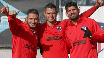 Simeone ensayó en ataque con Costa y Morata juntos