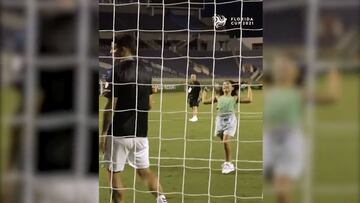 James y su hija Salomé en un penalti