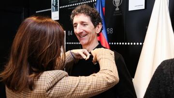 Bixente Oyarzabal: "Despu¨¦s del sopapo hay que seguir peleando"
