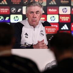 Ancelotti: “Si Kroos se retira en cuatro meses... tiene carácter, huevos”