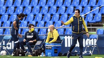 GETAFE, 08/11/2020.- El entrenador del Villarreal Unai Emery, durante el partido de la novena jornada de liga contra el Getafe, disputado este domingo en el Coliseum Alfonso P&eacute;rez de la localidad madrile&ntilde;a. EFE/V&iacute;ctor Lerena