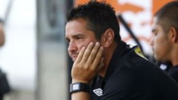 Héctor Tapia no tiene asegurada su continuidad en Colo Colo.