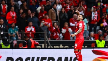   Alexis Vega celebrate this goal 4-1 of Toluca during the 5th round match between Toluca and Leon as part of the Torneo Clausura 2024 Liga BBVA MX at Nemesio Diez Stadium on February 03, 2024 in Toluca, Estado de Mexico,, Mexico.