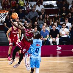 El Lleida se estrena con festín ante el Breogán