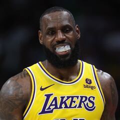 LeBron James silences rumors about his future