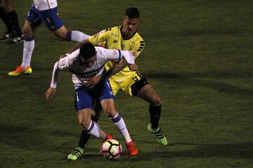 Las postales de una nueva decepción de Católica