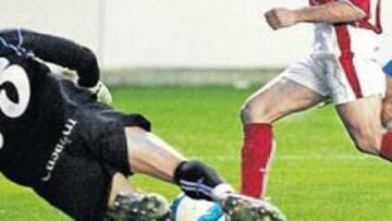 <b>PUNTO GLORIOSO. </b>El empate logrado en Vitoria, sumado a la derrota del Cádiz en Castellón, acerca aún más a los grana a Primera.