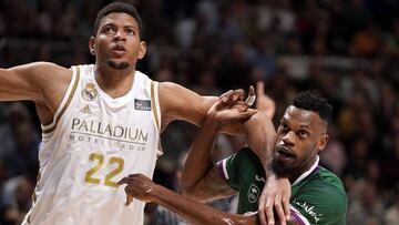 Walter Tavares, durante el partido que de la Liga ACB que ha enfrentado al Unicaja y al Real Madrid