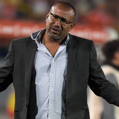 Julio: "Los clásicos se juegan por el honor y el nombre"