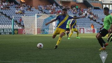 Un buen Recre doblega al C¨¢diz con gol de David Segura