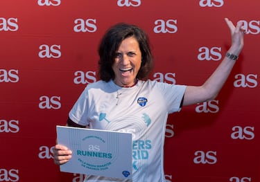 Los runners de AS con sus camisetas para la Zúrich Rock 'n' Roll Running Series Madrid. Jersey amarillo maratón,  gris media maratón y rojo 10 km.
