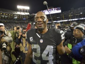 Al final del encuentro, todos los micrófonos fueron a buscar a Charles Woodson, que ya había anunciado su retirada tras esta temporada y que había disputado su último encuentro como local en el Oakland Coliseum. ¿Los Raiders también? En poco tiempo lo sabremos.