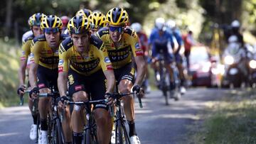 El Jumbo comanda el pelotón.