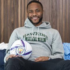 Raheem Sterling: "My daughter sings Mo Salah songs to me"