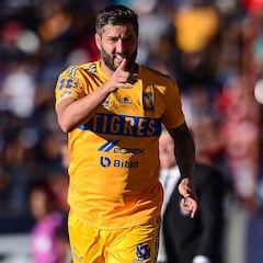 Gignac, entre los mejores 21 goleadores históricos de la Liga MX