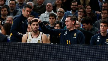 Mario Hezonja bromea con Facundo Campazzo.