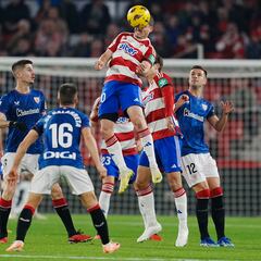 El Granada araña un punto con Antonio en la memoria