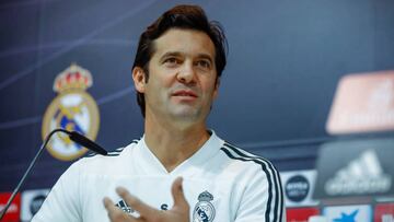GRAF5849. MADRID, 08/01/2019.-El entrenador del Real Madrid, Santiago Solari, durante la rueda de prensa que ofreció hoy en la Ciudad Deportiva del Valdebebas tras el entrenamiento del equipo para preparar el partido de ida de los octavos de final