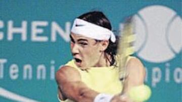 <b>INICIO FIRME. </b>Nadal solventó en dos sets su duelo con Schuettler.