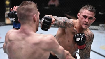 Dustin Poirier golpea a Dan Hooker en el UFC Las Vegas 4.