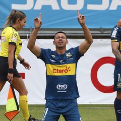 Everton golea con récords