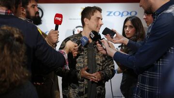 Jorge Lorenzo en el acto de Zopo Mobile en la Fnac.