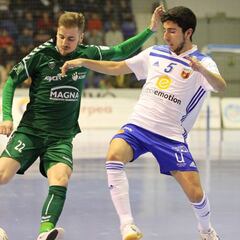 El Zaragoza iguala un 4-1 y frena la escalada de Osasuna