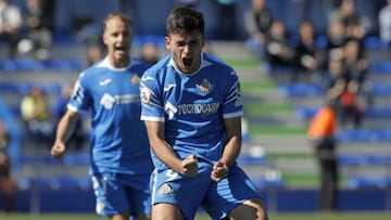 Hugo Duro celebra un gol durante su etapa en el Getafe.