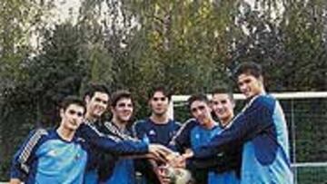 <B>CONJURADOS</B>. La Selección Sub-17 está dispuesta a vengar la eliminación de la absoluta ante Corea en el Mundial 2002, en un partido que Joaquín tiene grabado.